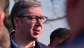 UHVATIĆEMO BARABU DANAS, NAŠLI SMO GA NA SNIMKU Vučić o napadu na ministra Selakovića UHVATIĆEMO BARABU DANAS, NAŠLI SMO GA NA SNIMKU Vučić o napadu na ministra Selakovića