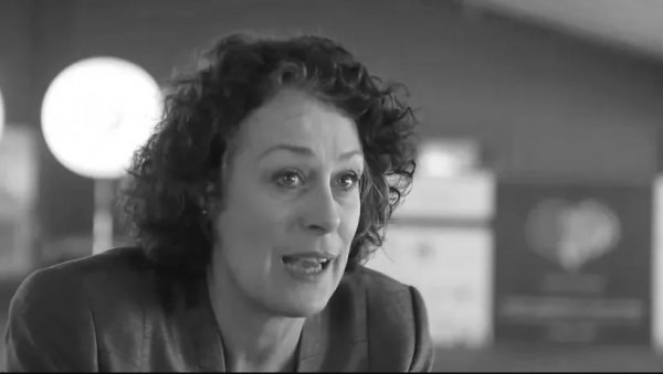 О ЊЕНОМ ТАЛЕНТУ ЈЕ ГОВОРИО ЦЕО СВЕТ: Преминула култна плесачица из познатог мјузикла у 65. години О ЊЕНОМ ТАЛЕНТУ ЈЕ ГОВОРИО ЦЕО СВЕТ: Преминула култна плесачица из познатог мјузикла у 65. години