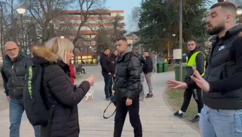 NE BLOKIRAJTE NAM PRAVO DA POLAŽEMO ISPITE Student objasnio provokatorki (VIDEO) NE BLOKIRAJTE NAM PRAVO DA POLAŽEMO ISPITE Student objasnio provokatorki (VIDEO)