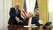 AMERIKA U NEVERICI: Donald Tramp ukida reč soker? AMERIKA U NEVERICI: Donald Tramp ukida reč soker?