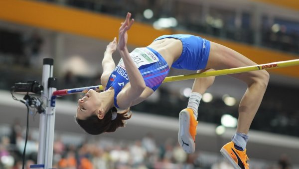 А ЗА МЕДАЉУ... Ево колико је Ангелина Топић зарадила освајањем сребра на Европском првенству А ЗА МЕДАЉУ... Ево колико је Ангелина Топић зарадила освајањем сребра на Европском првенству