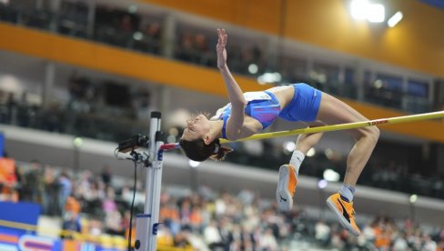 PRENOS: Bravo, Angelina Topić preskočila i treću visinu!
