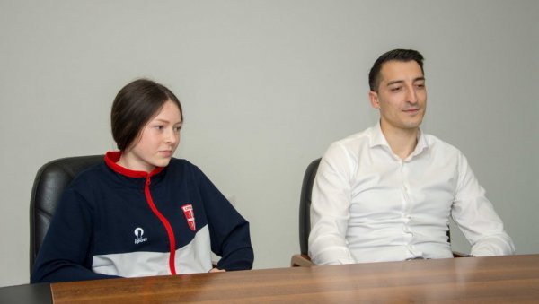 УГОСТИЛИ КАРАТИСТКИЊУ: Јана Винчић гост општине Нови Београд УГОСТИЛИ КАРАТИСТКИЊУ: Јана Винчић гост општине Нови Београд