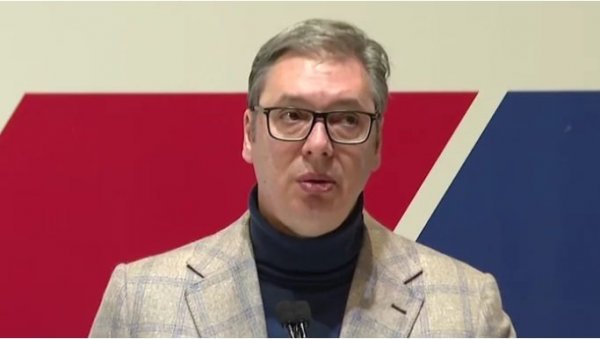 ТРИ РАЗЛОГА ЗАШТО ЈЕ СРБИЈА НА УДАРУ Вучић: Не одговара им што Србија води самосталну и независну политику ТРИ РАЗЛОГА ЗАШТО ЈЕ СРБИЈА НА УДАРУ Вучић: Не одговара им што Србија води самосталну и независну политику