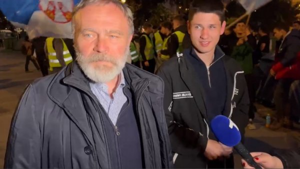 ВАЖНО ЈЕ ДА ПОШТУЈУ ВАШЕ ПРАВО ДА УЧИТЕ: Директор Змај Јовине гиманзије из Новог Сада подржао студенте који желе да уче ВАЖНО ЈЕ ДА ПОШТУЈУ ВАШЕ ПРАВО ДА УЧИТЕ: Директор Змај Јовине гиманзије из Новог Сада подржао студенте који желе да уче