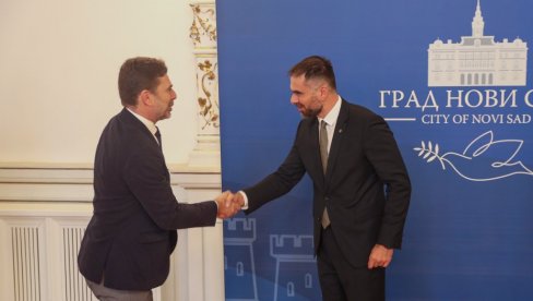 PRVENSTVO EVROPE ZA VETERANE U JUNU U NOVOM SADU: Predsednik Evropske stonoteniske unije posetio novosadsku Gradsku kuću PRVENSTVO EVROPE ZA VETERANE U JUNU U NOVOM SADU: Predsednik Evropske stonoteniske unije posetio novosadsku Gradsku kuću