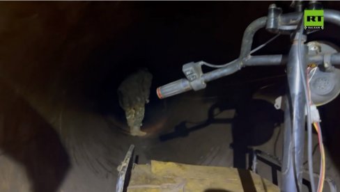 POGLEDAJTE - OVUDA SU RUSI UŠLI U SUDŽU: Ovo je put koji su prošli pripadnici ruskih jedinica (VIDEO) POGLEDAJTE - OVUDA SU RUSI UŠLI U SUDŽU: Ovo je put koji su prošli pripadnici ruskih jedinica (VIDEO)