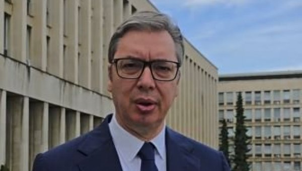 ПРЕДСЕДНИК ВУЧИЋ ПОРУЧИО: Србија никада неће подржати хапшење Додика, Вишковића и Стевандића (ВИДЕО) ПРЕДСЕДНИК ВУЧИЋ ПОРУЧИО: Србија никада неће подржати хапшење Додика, Вишковића и Стевандића (ВИДЕО)