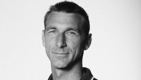 SRPSKI SPORT JE SKAMENJEN: Radiša Ilić digao ruku na sebe, ovako su reagovali čelni srpskog fudbala SRPSKI SPORT JE SKAMENJEN: Radiša Ilić digao ruku na sebe, ovako su reagovali čelni srpskog fudbala