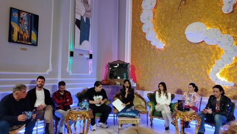 ISKLJUČIVO ZA DECU I ODRASLE: Sve je spremno za premijeru Mjuzikla „Pepeljuga“ u teatru „Odeon“ (FOTO/VIDEO) ISKLJUČIVO ZA DECU I ODRASLE: Sve je spremno za premijeru Mjuzikla „Pepeljuga“ u teatru „Odeon“ (FOTO/VIDEO)