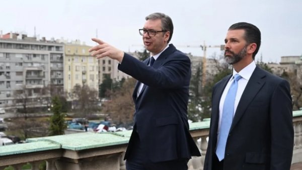 ДОНАЛД ТРАМП ЈУНИОР СУТРА СА ВУЧИЋЕМ У БЕОГРАДУ: Син председника САД по други пут у посети Србији ДОНАЛД ТРАМП ЈУНИОР СУТРА СА ВУЧИЋЕМ У БЕОГРАДУ: Син председника САД по други пут у посети Србији