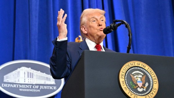 ТРАМП О РАЗГОВОРИМА СА ПУТИНОМ И ЗЕЛЕНСКИМ: Добио сам прилично добре вести ТРАМП О РАЗГОВОРИМА СА ПУТИНОМ И ЗЕЛЕНСКИМ: Добио сам прилично добре вести