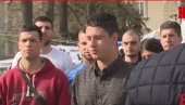 НИСТЕ НАС ОТЕРАЛИ БЕЗ ОБЗИРА НА НАСИЉЕ: Обратили се студенти који желе да уче (ВИДЕО) НИСТЕ НАС ОТЕРАЛИ БЕЗ ОБЗИРА НА НАСИЉЕ: Обратили се студенти који желе да уче (ВИДЕО)