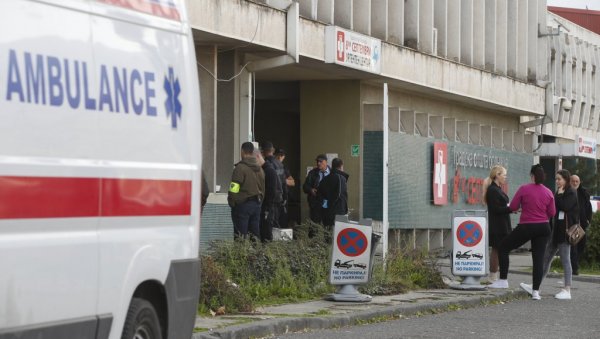 ПОЛИЦИЈА ПОЗВАЛА БИВШЕГ МИНИСТРА НА САСЛУШАЊЕ: Утврђује се да ли је умешан у издавање лиценце дискотеци у Кочанима ПОЛИЦИЈА ПОЗВАЛА БИВШЕГ МИНИСТРА НА САСЛУШАЊЕ: Утврђује се да ли је умешан у издавање лиценце дискотеци у Кочанима