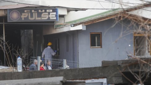 (UZNEMIRUJUĆE) SNIMLJEN PAKAO U DISKOTECI U KOČANIMA DOK JE BUKTAO POŽAR: Stradala deca, članovi benda (FOTO/VIDEO) (UZNEMIRUJUĆE) SNIMLJEN PAKAO U DISKOTECI U KOČANIMA DOK JE BUKTAO POŽAR: Stradala deca, članovi benda (FOTO/VIDEO)