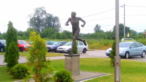 U ČAST PRVOG SRPSKOG MARATONCA: Memorijal „Dragutin Tomašević“ 17. maja U ČAST PRVOG SRPSKOG MARATONCA: Memorijal „Dragutin Tomašević“ 17. maja