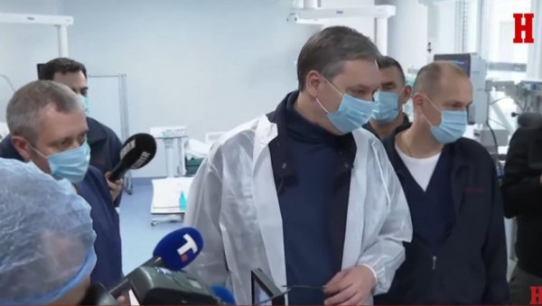 СТИЖЕ ЈОШ 12 ПАЦИЈЕНАТА, УКУПНО 29 Вучић у УКЦ: Нигде у Европи не постоји боља интензивна нега, наше болнице су врхунски опремљене СТИЖЕ ЈОШ 12 ПАЦИЈЕНАТА, УКУПНО 29 Вучић у УКЦ: Нигде у Европи не постоји боља интензивна нега, наше болнице су врхунски опремљене