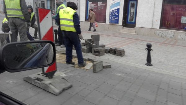 СПОТАКЛИ СЕ О БЕХАТОН КОЦКЕ: Локална самоуправа у Кули изгубила спор са извођачем радова из Суботице СПОТАКЛИ СЕ О БЕХАТОН КОЦКЕ: Локална самоуправа у Кули изгубила спор са извођачем радова из Суботице