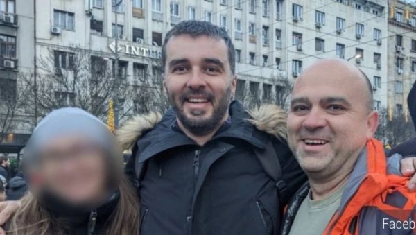 ТО ЈЕ ЈЕДАН ВЕЛИКИ ЛОПОВ, УЗЕО ЈЕ 300.000 ЕВРА ЗА ОСИГУРАЊЕ ОД ДРЖАВНЕ ФИРМЕ Вучић о нападачу на студента Милоша Павловића ТО ЈЕ ЈЕДАН ВЕЛИКИ ЛОПОВ, УЗЕО ЈЕ 300.000 ЕВРА ЗА ОСИГУРАЊЕ ОД ДРЖАВНЕ ФИРМЕ Вучић о нападачу на студента Милоша Павловића