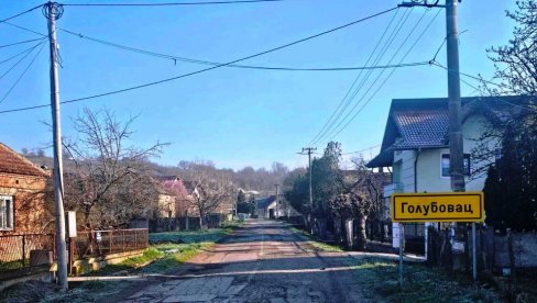 GOLUBOVAC, JEDINSTVENO SELO U PARAĆINSKOJ OPŠTINI: Radnim akcijama dokazuju da „sloga kuću gradi“ (FOTO)