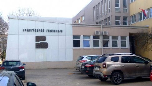 APEL ZA POMOĆ: Gimnazijalcu Urošu (17) neophodna transplantacija matičnih ćelija APEL ZA POMOĆ: Gimnazijalcu Urošu (17) neophodna transplantacija matičnih ćelija