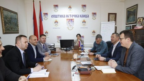 SARADNJA NAČELNIKA ISTOČNE ILIDŽE I GRADONAČELNIKA ISTOČNOG SARAJEVA: Fokus na projektima SARADNJA NAČELNIKA ISTOČNE ILIDŽE I GRADONAČELNIKA ISTOČNOG SARAJEVA: Fokus na projektima