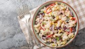POSNA SALATA SA MAKARONAMA: Lako se pravi, a može da zameni kompletan obrok POSNA SALATA SA MAKARONAMA: Lako se pravi, a može da zameni kompletan obrok
