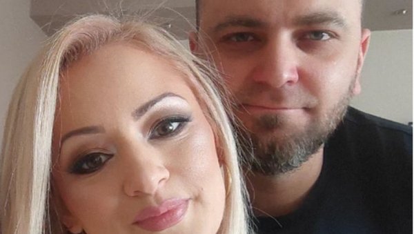 ОСТАВИО СИ МИ НАЈВЕЋУ ПРАЗНИНУ МОЈ ЖИВОТ БЕЗ ТЕБЕ ЈЕ ТУЖАН Потресна објава супруге преминулог члана групе ДНК (ФОТО) ОСТАВИО СИ МИ НАЈВЕЋУ ПРАЗНИНУ МОЈ ЖИВОТ БЕЗ ТЕБЕ ЈЕ ТУЖАН Потресна објава супруге преминулог члана групе ДНК (ФОТО)