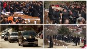 ОД ОВИХ ВЕСТИ ИЗ КОЧАНА СРЦЕ БОЛИ: Објављене године свих жртава, погледајте колико има малолетника ОД ОВИХ ВЕСТИ ИЗ КОЧАНА СРЦЕ БОЛИ: Објављене године свих жртава, погледајте колико има малолетника