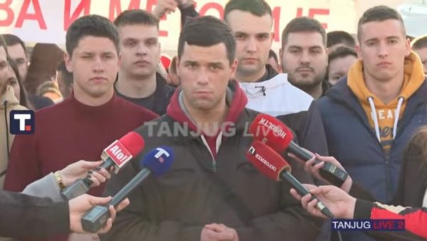СТУДЕНТИ КОЈИ ХОЋЕ ДА УЧЕ: У Пионирском парку ћемо остати до испуњења захтева (ВИДЕО) СТУДЕНТИ КОЈИ ХОЋЕ ДА УЧЕ: У Пионирском парку ћемо остати до испуњења захтева (ВИДЕО)