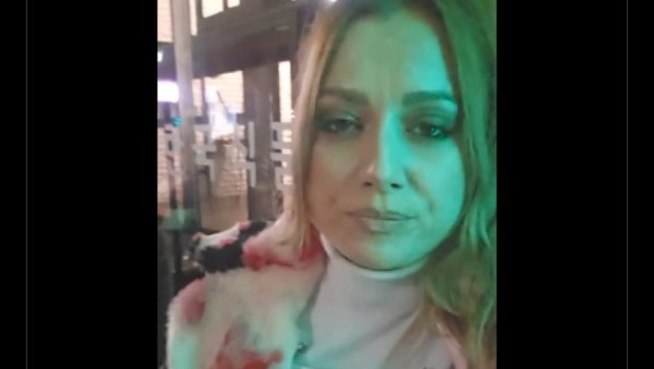 ОБЈАШЊЕЊЕ ЛУДИЛА: Блокадерка признала - Нема топа, нема ничега, људи обучени да фејкују! (ВИДЕО) ОБЈАШЊЕЊЕ ЛУДИЛА: Блокадерка признала - Нема топа, нема ничега, људи обучени да фејкују! (ВИДЕО)