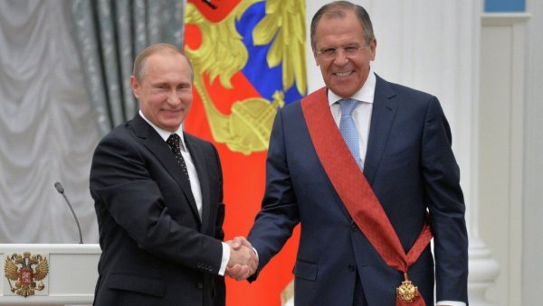 ПУТИН ПОТПИСАО НОВИ УКАЗ: Одликовао Лаврова орденом Светог апостола Андреја Првозваног ПУТИН ПОТПИСАО НОВИ УКАЗ: Одликовао Лаврова орденом Светог апостола Андреја Првозваног