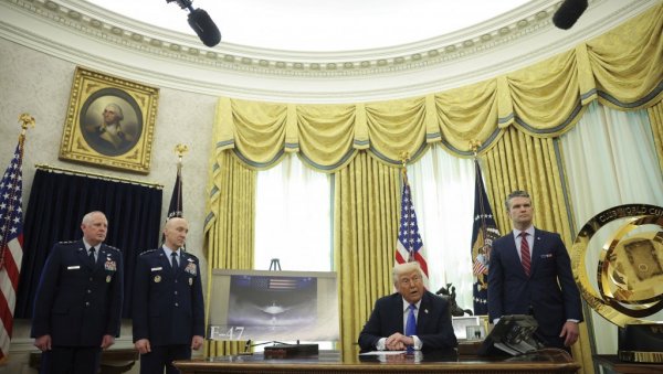 ВЕЛИКА ТРАМПОВА НАЈАВА: Правићемо Ф-47 борбени авион шесте генерације ВЕЛИКА ТРАМПОВА НАЈАВА: Правићемо Ф-47 борбени авион шесте генерације