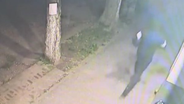 ЂИЛАСОВЦИ СЛАВЕ ПУЦАЧА ИЗ ОЏАКА И ПОЗИВАЈУ НА УБИСТВО ЧЛАНОВА СНС: Лудило ескалира, ређају се монструозне објаве ЂИЛАСОВЦИ СЛАВЕ ПУЦАЧА ИЗ ОЏАКА И ПОЗИВАЈУ НА УБИСТВО ЧЛАНОВА СНС: Лудило ескалира, ређају се монструозне објаве