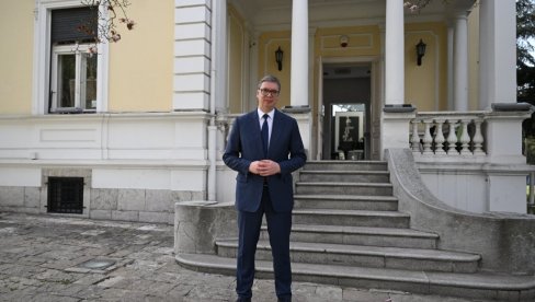 СИМБОЛИЧНО, У КУЋИ КРАЉА ПЕТРА, ПРВИ САСТАНАК ИНИЦИЈАТИВНОГ ОДБОРА ЗА ПОКРЕТ Вучић: Да понудимо стабилност, сигурност и будућност Србији СИМБОЛИЧНО, У КУЋИ КРАЉА ПЕТРА, ПРВИ САСТАНАК ИНИЦИЈАТИВНОГ ОДБОРА ЗА ПОКРЕТ Вучић: Да понудимо стабилност, сигурност и будућност Србији