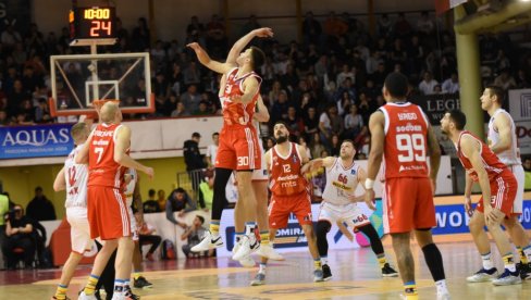 CRVENA ZVEZDA DOMINIRALA U ČAČKU: Crveno-beli ubedljivi protiv Borca i kreću u duplo kolo Evrolige CRVENA ZVEZDA DOMINIRALA U ČAČKU: Crveno-beli ubedljivi protiv Borca i kreću u duplo kolo Evrolige
