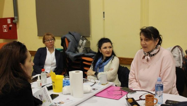 У СРБОБРАНУ СЛАБ ОДЗИВ НА БЕСПЛАТНУ ИМУНИЗАЦИЈУ ОД БОЛЕСТИ ИЗАЗВАНИХ ХПВ ВИРУСОМ Антиваксери у офанзиви У СРБОБРАНУ СЛАБ ОДЗИВ НА БЕСПЛАТНУ ИМУНИЗАЦИЈУ ОД БОЛЕСТИ ИЗАЗВАНИХ ХПВ ВИРУСОМ Антиваксери у офанзиви