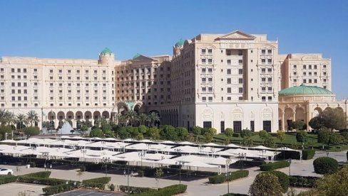 RUSI I AMERIKANCI NISU USVOJILI ZAJEDNIČKU IZJAVU: Evo ko je krivac posle 12 sati pregovora u Rijadu RUSI I AMERIKANCI NISU USVOJILI ZAJEDNIČKU IZJAVU: Evo ko je krivac posle 12 sati pregovora u Rijadu