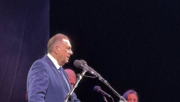 ПОЧИЊЕН ЗЛОЧИН НАД НАШИМ НАРОДОМ Додик: Боли неправда, за све убијене у бомбардовању нико није одоговарао ПОЧИЊЕН ЗЛОЧИН НАД НАШИМ НАРОДОМ Додик: Боли неправда, за све убијене у бомбардовању нико није одоговарао