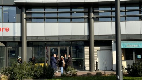 MANJOM PLATOM KUPUJU SLOBODU: Četvorodnevna radna nedelja sve više postaje hit u nekim evropskim zemljama MANJOM PLATOM KUPUJU SLOBODU: Četvorodnevna radna nedelja sve više postaje hit u nekim evropskim zemljama
