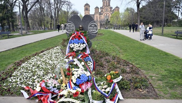 СРБИ ПЛАТИЛИ ЦЕНУ ШИРЕЊА НАТО НА ИСТОК: Широм земље комеморативни скупови поводом НАТО агресије СРБИ ПЛАТИЛИ ЦЕНУ ШИРЕЊА НАТО НА ИСТОК: Широм земље комеморативни скупови поводом НАТО агресије