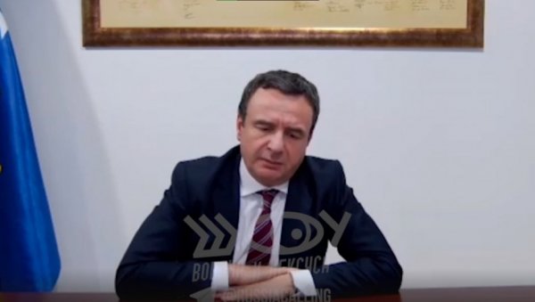 КУРТИ НАСЕО НА ПРЕВАРУ РУСКИХ ПРАНКЕРА: Прозивао Гренела да је хомосексуалац, а онда га је комичар ућуткао (ВИДЕО) КУРТИ НАСЕО НА ПРЕВАРУ РУСКИХ ПРАНКЕРА: Прозивао Гренела да је хомосексуалац, а онда га је комичар ућуткао (ВИДЕО)