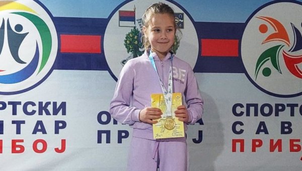 ДУЊА ПОНОС ОШ „СТЕВАН ЈАКОВЉЕВИЋ“: Постала првакиња Србије у бацању вортекса ДУЊА ПОНОС ОШ „СТЕВАН ЈАКОВЉЕВИЋ“: Постала првакиња Србије у бацању вортекса