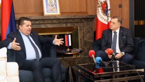 SKANDAL NAD SKANDALIMA: INTERPOL Sarajevo inicirao raspisivanje međunarodne poternice za Dodikom i Stevandićem