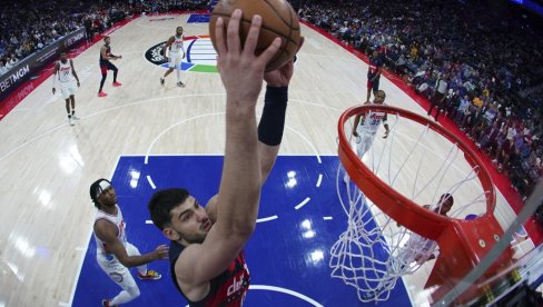 KAKVA NOĆ U NBA! Bogdanović je zaista solidan, Vukčević čini čuda, a ti Vaso vraćaj se u Evropu (VIDEO) KAKVA NOĆ U NBA! Bogdanović je zaista solidan, Vukčević čini čuda, a ti Vaso vraćaj se u Evropu (VIDEO)