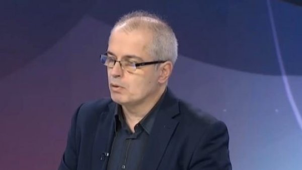 ПРОФЕСОР КОПРИВИЦА: Пленуми су нелегални, узурпирали су факултете који припадају свим студентима а не само блокадерима (ВИДЕО) ПРОФЕСОР КОПРИВИЦА: Пленуми су нелегални, узурпирали су факултете који припадају свим студентима а не само блокадерима (ВИДЕО)