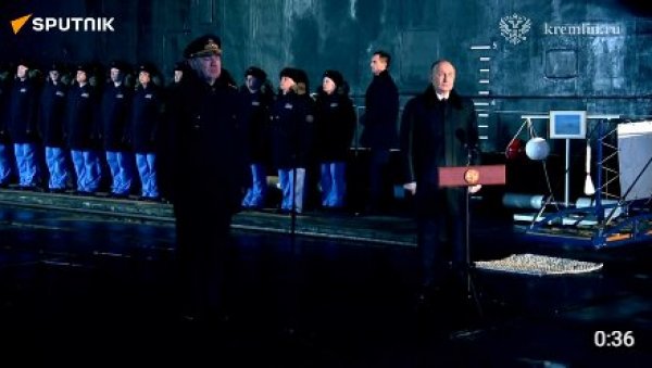ПУТИН СЕ УКРЦАО У НУКЛЕАРНУ ПОДМОРНИЦУ: Погледајте овај невероватан снимак (ВИДЕО) ПУТИН СЕ УКРЦАО У НУКЛЕАРНУ ПОДМОРНИЦУ: Погледајте овај невероватан снимак (ВИДЕО)