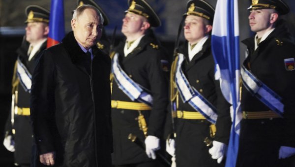 НАСТАВЉА СЕ СА ОСЛОБАЂАЊЕМ ТЕРИТОРИЈА Путин: Докрајчићемо украјинску војску, око 70 одсто ДНР, Запорошке и Херснске области - слободно НАСТАВЉА СЕ СА ОСЛОБАЂАЊЕМ ТЕРИТОРИЈА Путин: Докрајчићемо украјинску војску, око 70 одсто ДНР, Запорошке и Херснске области - слободно
