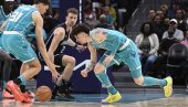 КРАЈ СЕЗОНЕ ЗА ЛАМЕЛА БОЛА: Најбољи играч Шарлота мучи муку са повредама (ФОТО) КРАЈ СЕЗОНЕ ЗА ЛАМЕЛА БОЛА: Најбољи играч Шарлота мучи муку са повредама (ФОТО)