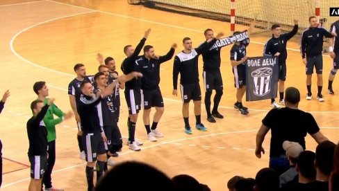 RAZUMEM ZAŠTO SU IZBEGAVALI REVANŠ U BEOGRADU! Trener RK Partizan nakon ispadanja od AEK-a u Evrokupu RAZUMEM ZAŠTO SU IZBEGAVALI REVANŠ U BEOGRADU! Trener RK Partizan nakon ispadanja od AEK-a u Evrokupu